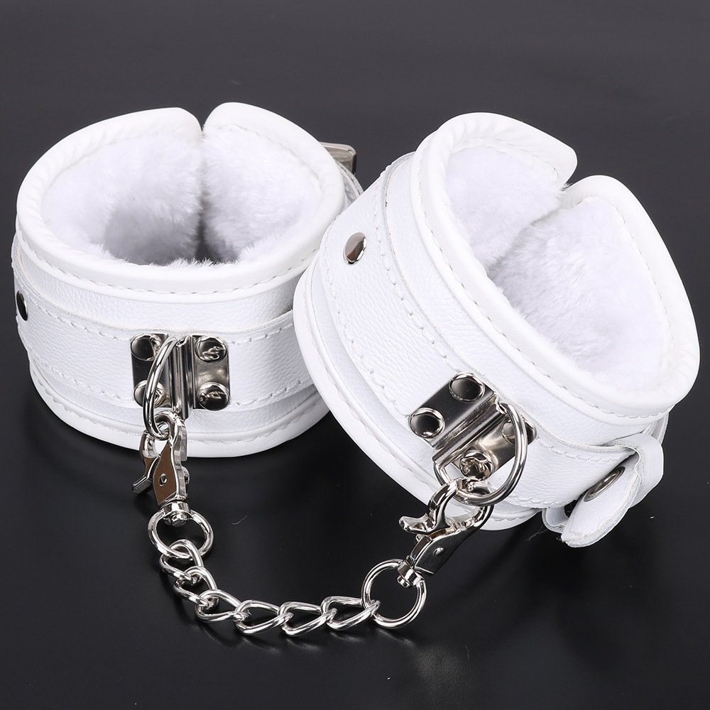 Ball Gag Sexy 7 Piece Set Training Bondage And Discipline Set Plush Leather Handcuffs Product Wholesale - Image 8